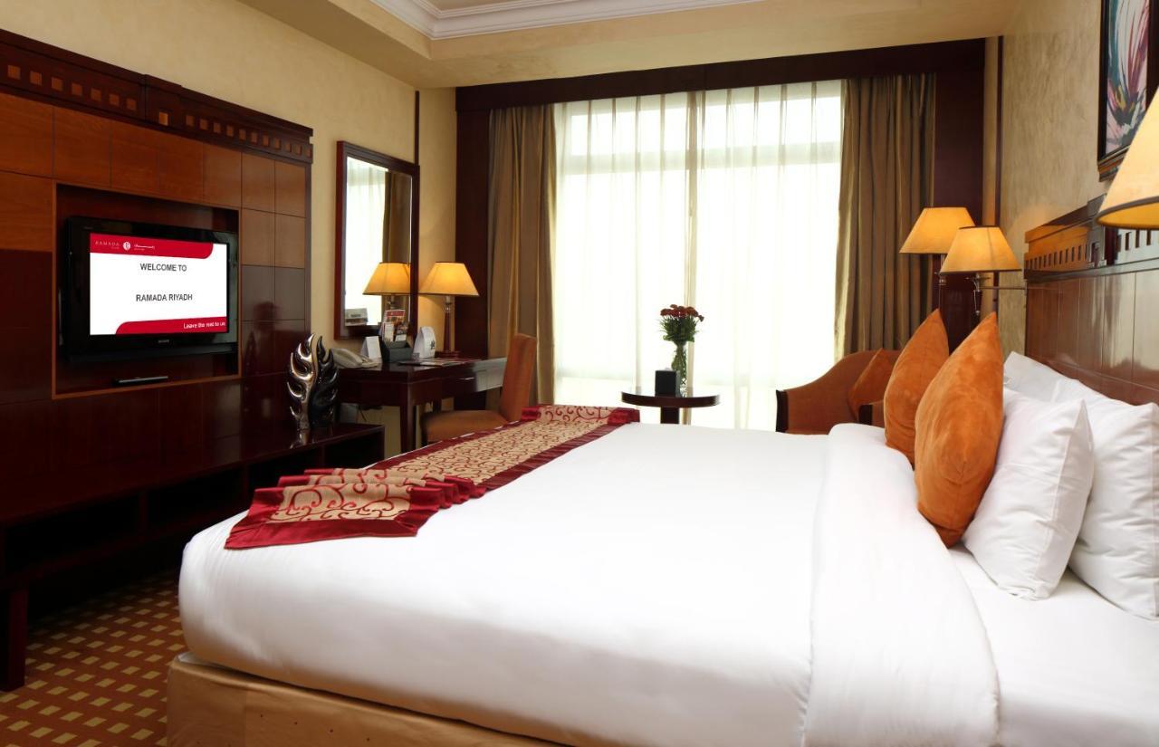 Ramada Riyadh Hotel Екстериор снимка