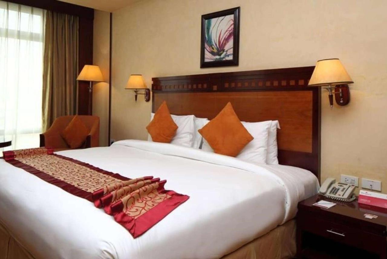 Ramada Riyadh Hotel Екстериор снимка
