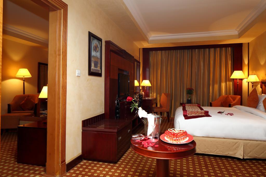 Ramada Riyadh Hotel Екстериор снимка