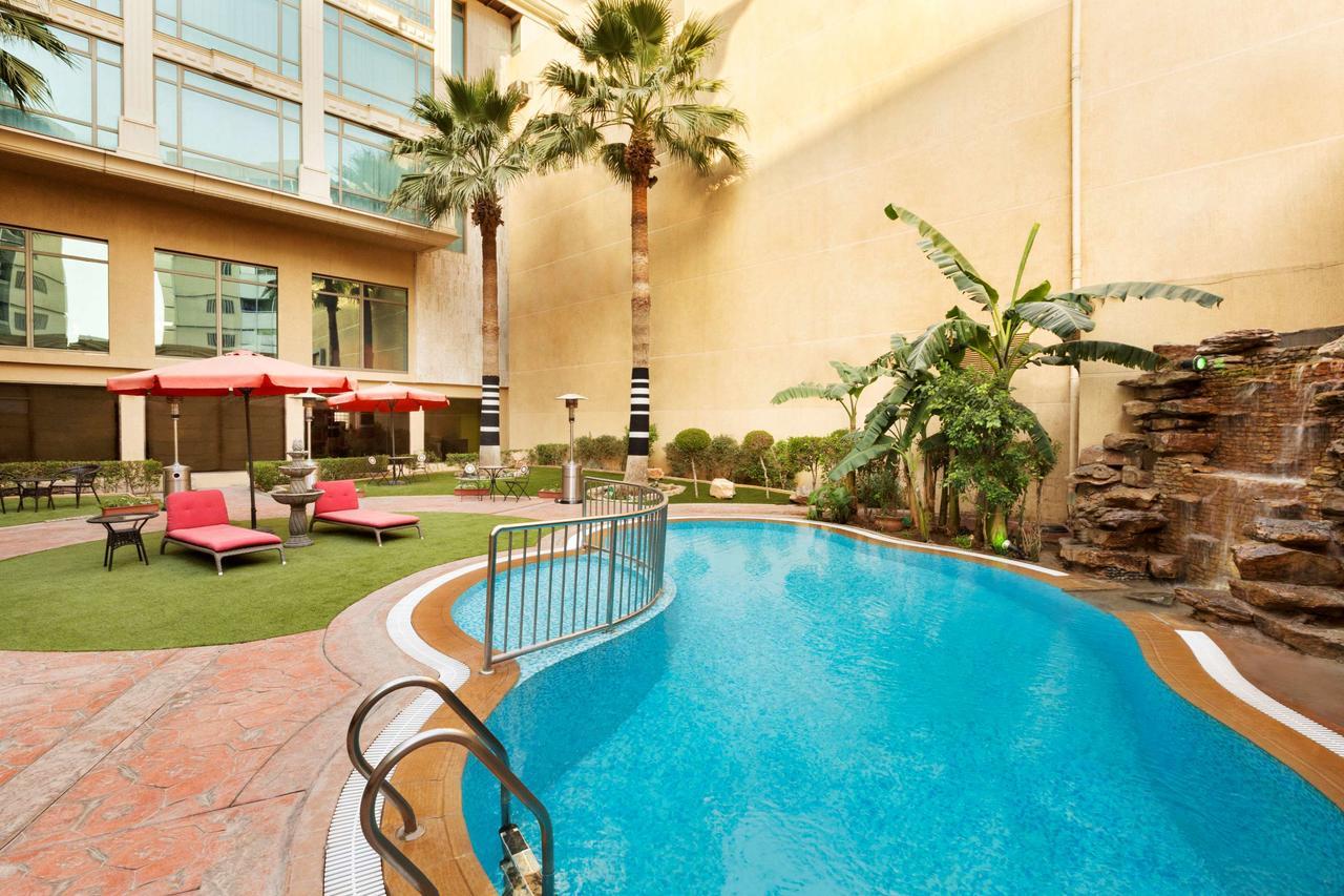 Ramada Riyadh Hotel Екстериор снимка